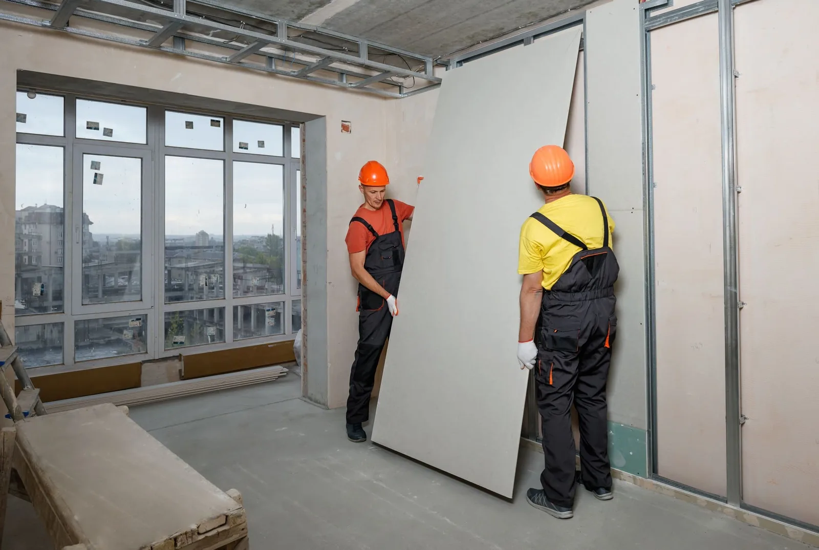 Instalación de drywall en Medellín: muros y techos en placa de yeso