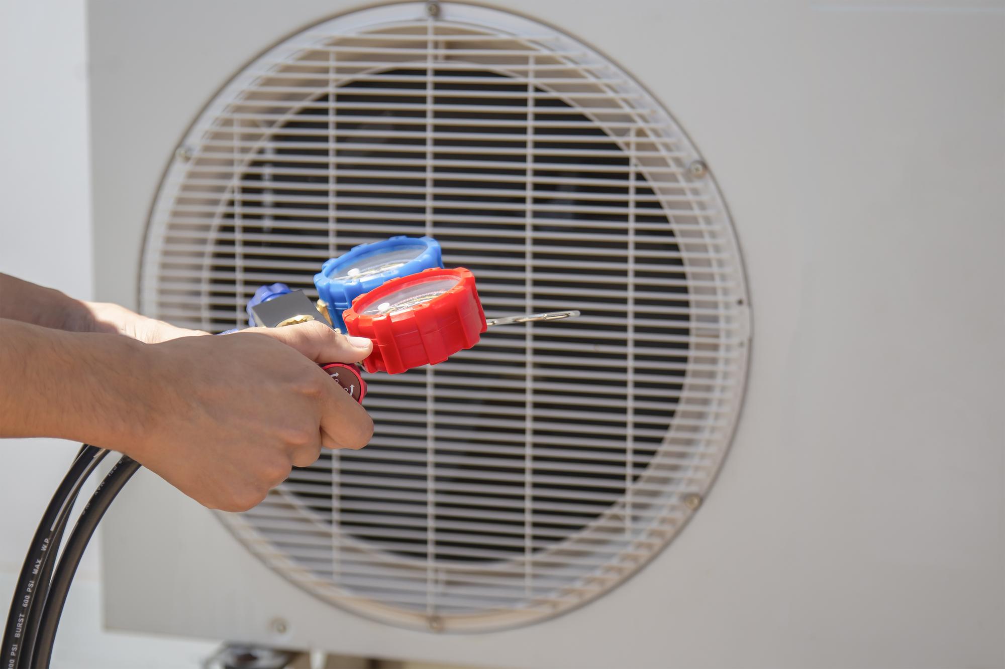 Recarga de gas refrigerante en Medellín